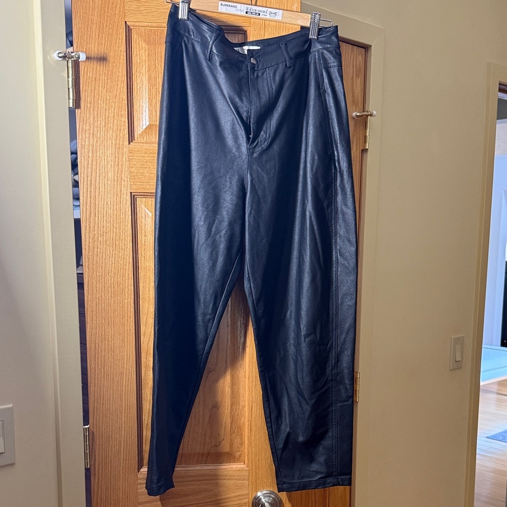 Zara women’s  Faux leather Black Pants